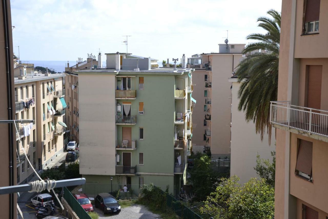 Il Nido Di Quarto Con Park Auto Macchine Piccole Segmento B Генуя Экстерьер фото